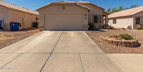 2612 Cezanne Cir, Tucson, AZ 85741-4215