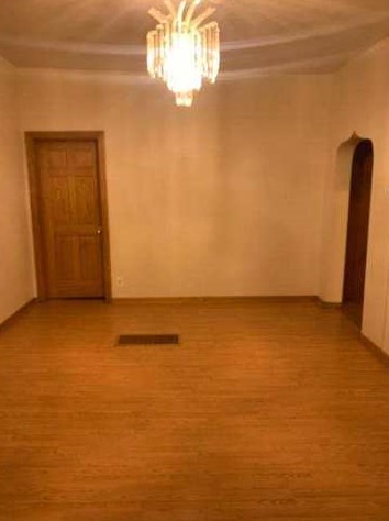 137 Leamington Ave, Chicago IL 60651-1424 exterior