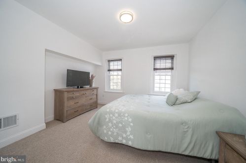 902 29 St, Philadelphia PA 19132-3020 exterior