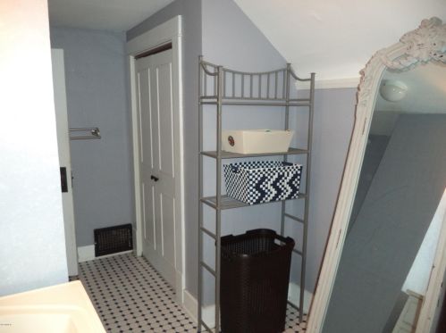 2265 Harrison Ave, Meskegon MI 49441-1325 exterior