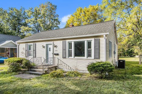 2521 Glendale Blvd, Kalamazoo MI 49004-1728 exterior