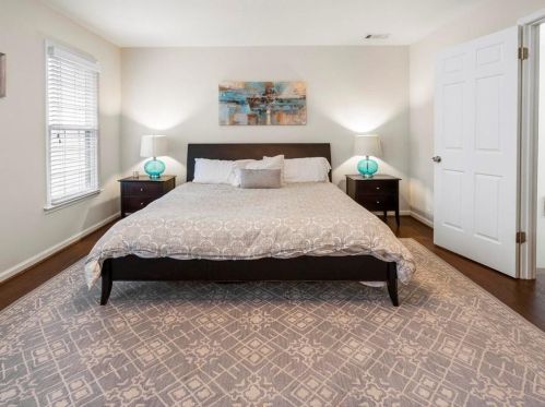 504 Dunwoody Chace, Atlanta GA 30328-6009 exterior