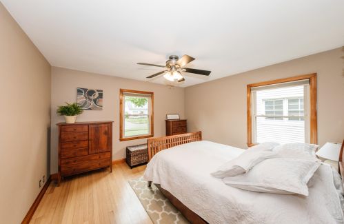 1322 89, Milwaukee WI 53214-2826 exterior