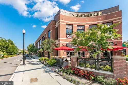 1801 Commonwealth Ave, Alexandria VA 22301-1403 exterior