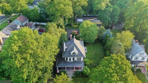 517 Clark St, Westfield NJ 07090-4012 exterior