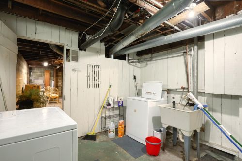 2209 69, Milwaukee WI 53213-1926 exterior