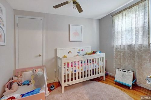 46 Delaware Ave, Dumont NJ  07628-2408 exterior