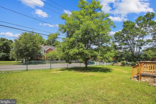 3432 Memorial St, Alexandria VA 22306-1548 exterior