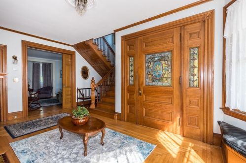 104 Winthrop St, Taunton MA 02780-4162 exterior