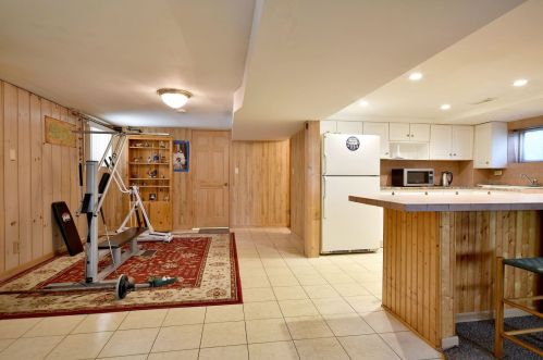 4536 Nottingham Ave, Chicago IL 60656-3825 exterior