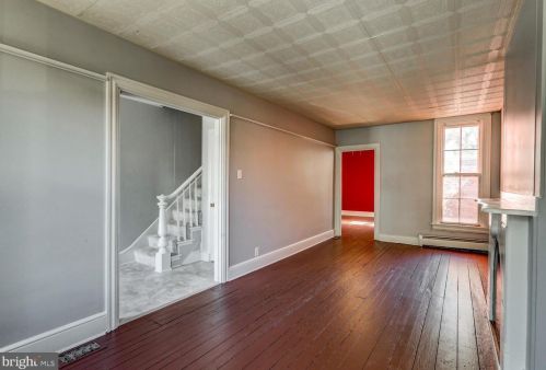 417 Mary St, Lancaster PA 17603-3330 exterior