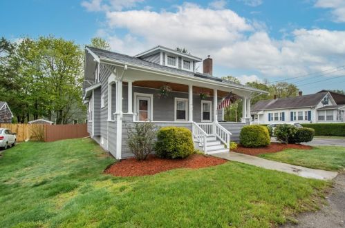 26 Ingell St, Taunton, MA 02780-3505