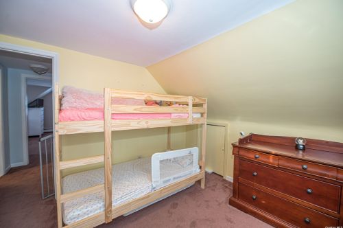 32 Adelaide St, Huntington Station NY 11746-3441 exterior