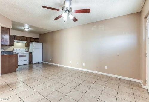 9645 11 Ave, Phoenix AZ 85021-4422 exterior