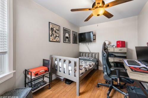 2912 Talman Ave, Chicago IL 60625-0014 exterior