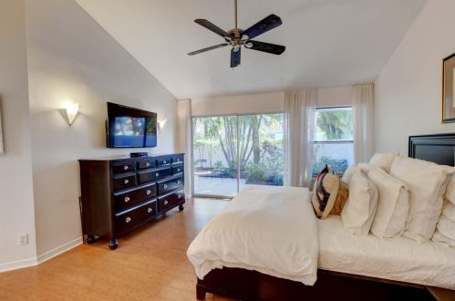 2176 53rd St, Boca Raton FL 33496-3453 exterior