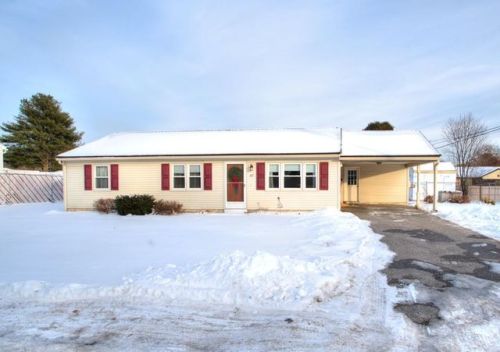 47 Deborah Ave, Methuen, MA 01844-3551