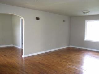 1803 Crestview St, Springfield MO  65804-3240 exterior