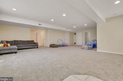 12529 Stratford Garden Dr, Silver Spring MD  20904-1557 exterior