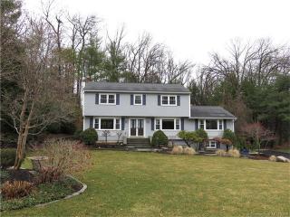 12 Berkshire Way, Simsbury, CT 06070-1202