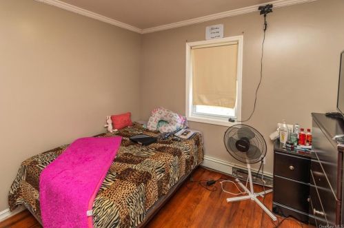 19 Briarwood Dr, Poughkeepsie NY 12601-5529 exterior