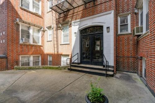 3718 Park Ave, Union City NJ  07086-6064 exterior