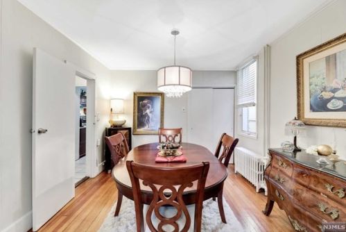 361 Jersey Ave, Fairview NJ 07022-1204 exterior