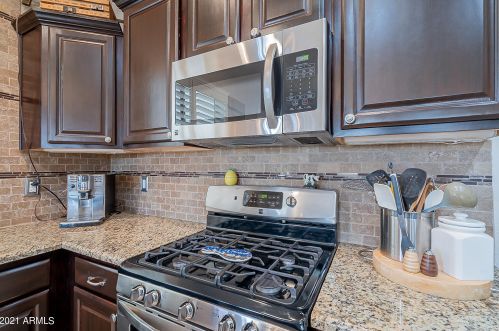 16814 1st Dr, Phoenix AZ 85021-5670 exterior