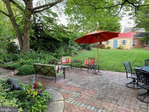 614 Church St, Limerick PA 19468-2123 exterior