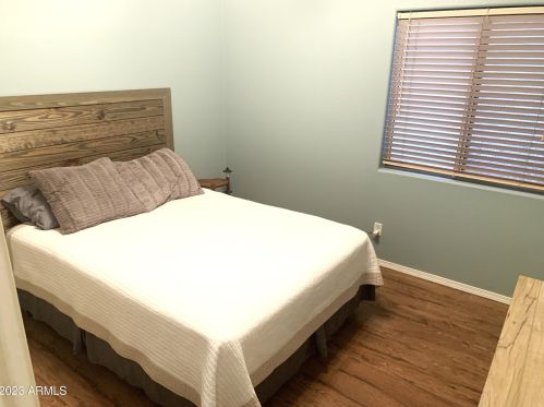 3819 74th Dr, Phoenix AZ  85043-7590 exterior