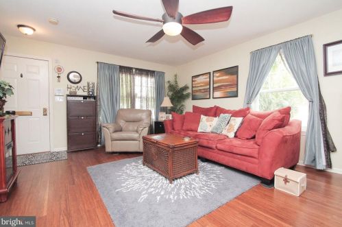 1332 Lawrence St, Philadelphia PA  19147-5921 exterior