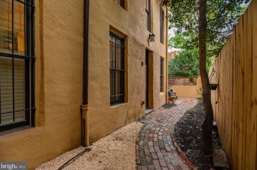 1429 Q St, Washington DC 20009-3808 exterior