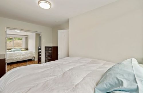 4100 Central Ave, Chicago IL 60639-2934 exterior