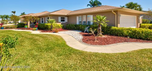 2390 Sykes Crk Dr, Merritt Island FL 32953-2954 exterior