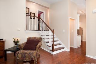 545 Babcock Ave, Elmhurst, IL 60126-1803