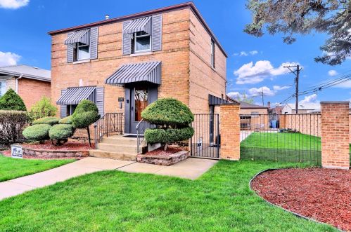 5347 Austin Ave, Chicago, IL 60638-2631