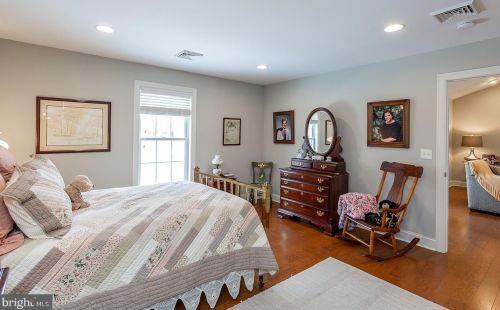 91 Midway Farms Ln, Lancaster PA 17602-2671 exterior