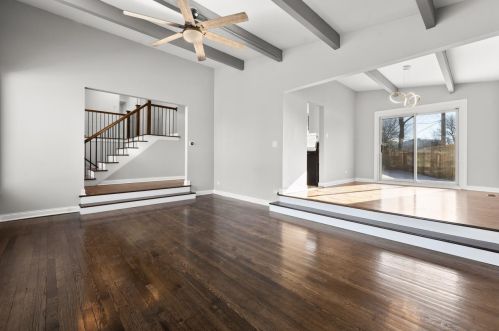 1315 89 St, Chicago IL 60617-3815 exterior