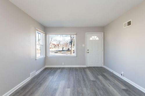 4177 45th St, Milwaukee WI  53216-1520 exterior