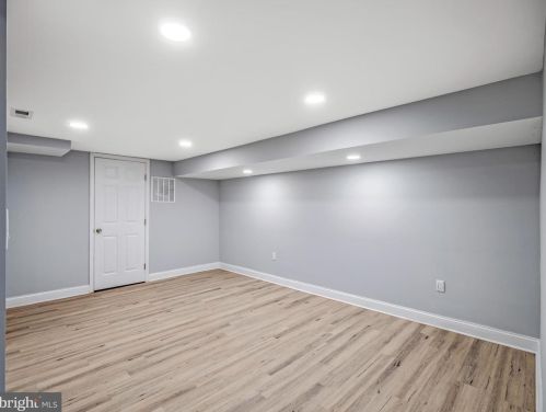 11816 College View Dr, Silver Spring MD  20902-2343 exterior