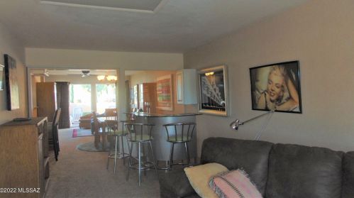 1218 Abrego Dr, Green Valley AZ 85614-3641 exterior