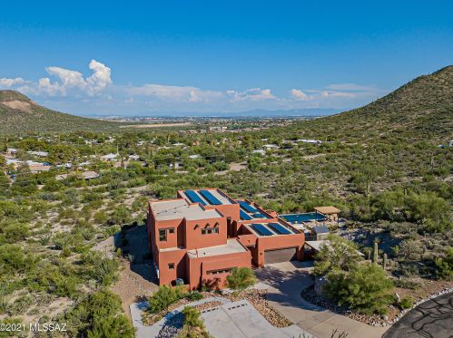 321 Corte Tortuga Vis, Tucson AZ  85745-1792 exterior