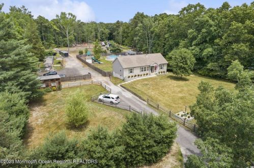 204 Bennetts Mills Rd, Jackson Twp NJ 08527-4260 exterior