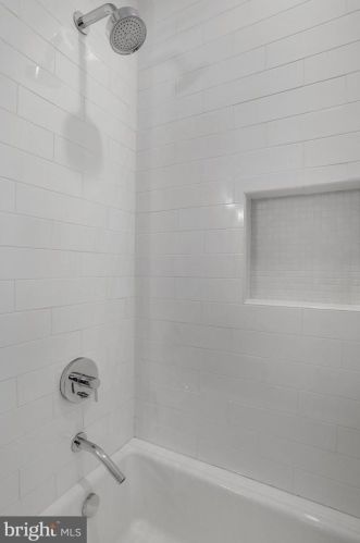 420 3rd St, Washington DC  20003-1930 exterior