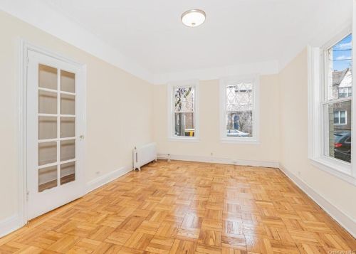 3416 Tibbett Ave, Bronx NY  10463-3784 exterior