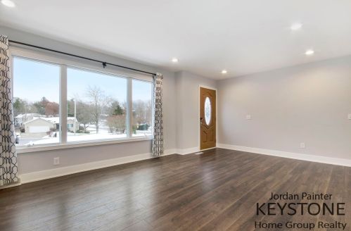 2347 Dunnigan Ave, Grand Rapids, MI 49525-9623