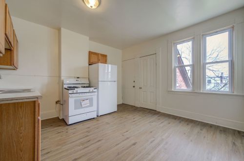 10769 Champlain Ave, Chicago IL 60628-3807 exterior