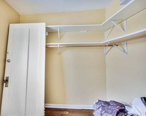 1719 Melvina Ave, Chicago IL 60646-1123 exterior