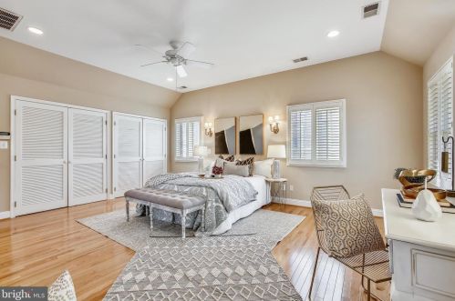 311 Kentucky Ave, Alexandria VA 22305 exterior