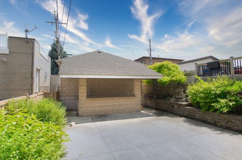 3251 Normal Ave, Chicago IL  60616-3511 exterior